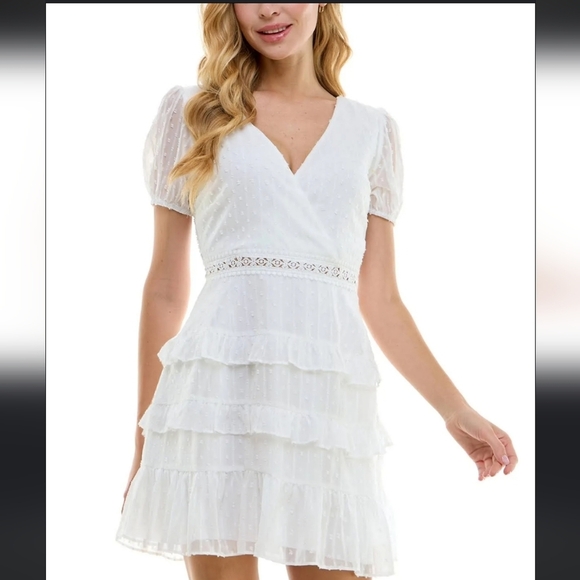 City Studios Juniors' V-Neck Clip-Dot Tiered Ruffle-Trim Dress. Size 7/8 - Picture 1 of 9